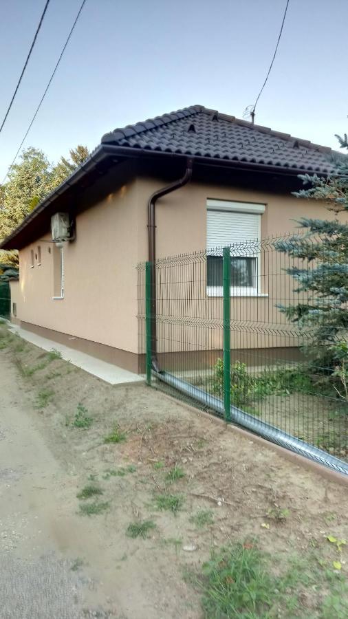 Golden Apartman Орошхаза Экстерьер фото