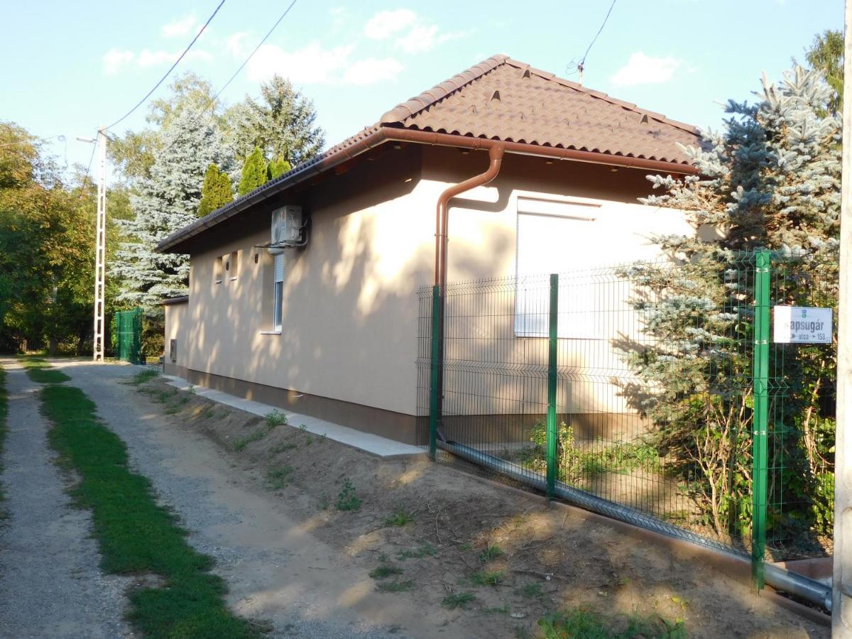 Golden Apartman Орошхаза Экстерьер фото