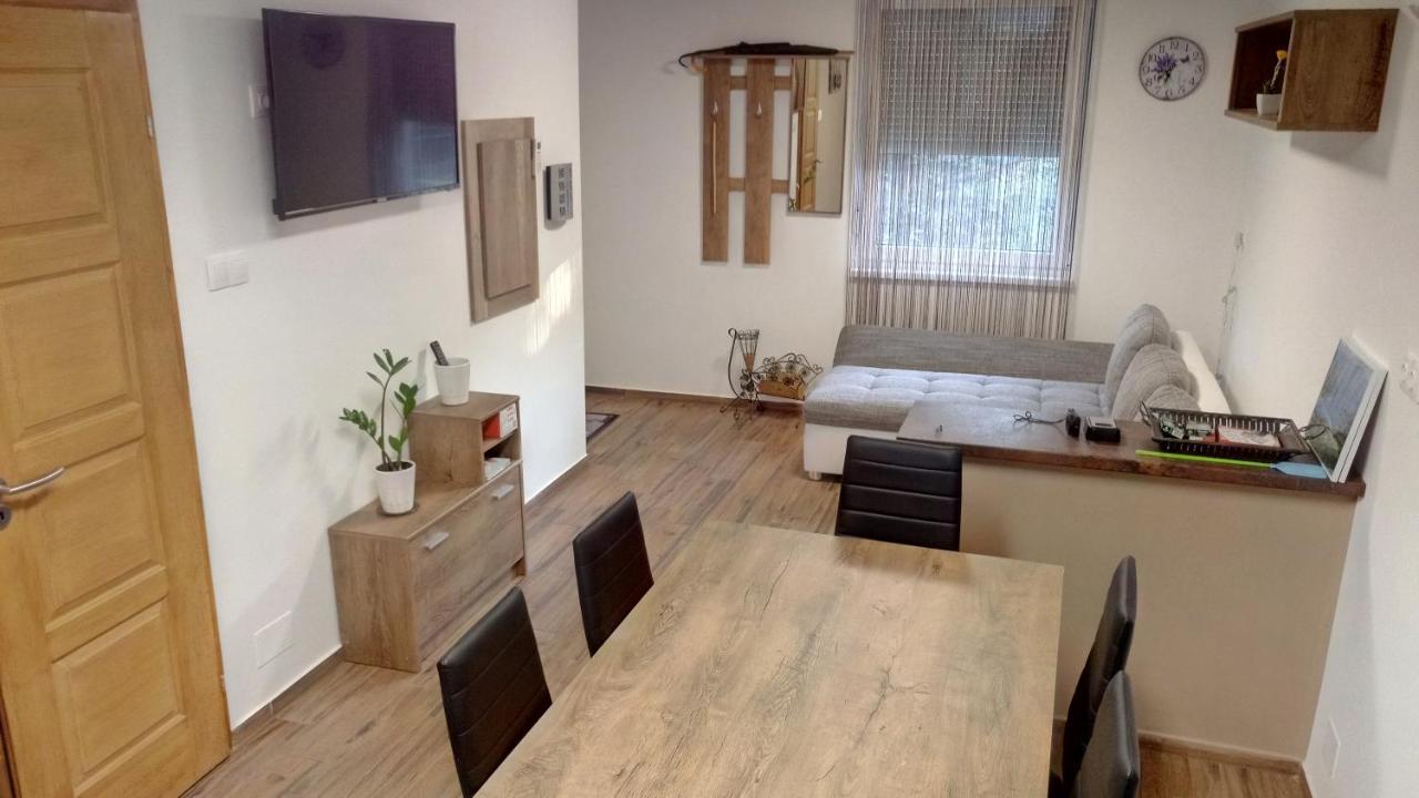 Golden Apartman Орошхаза Экстерьер фото