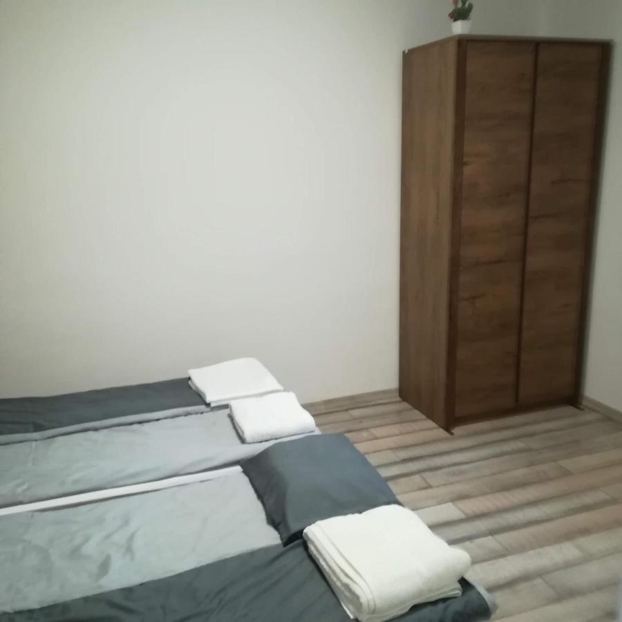 Golden Apartman Орошхаза Экстерьер фото
